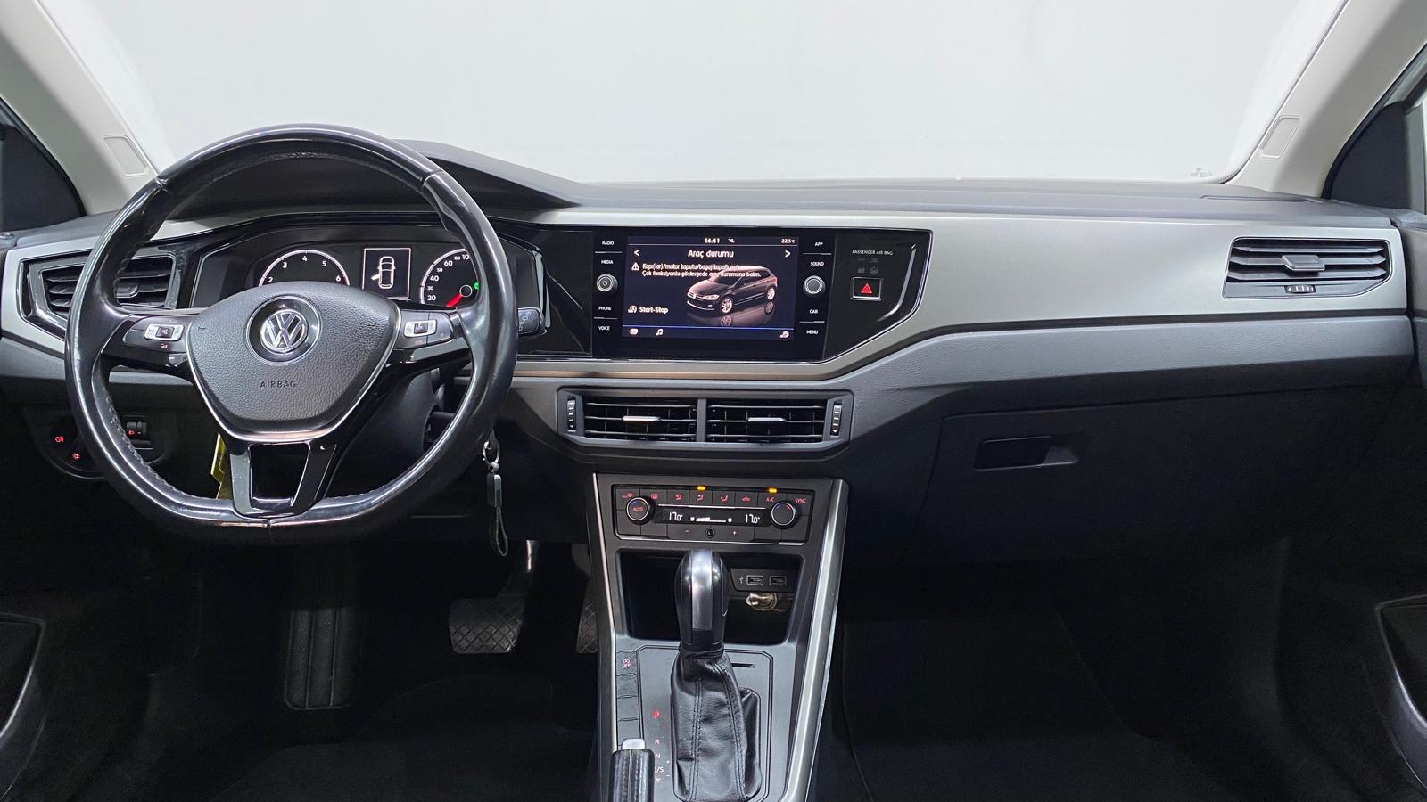 VOLKSWAGEN POLO 10